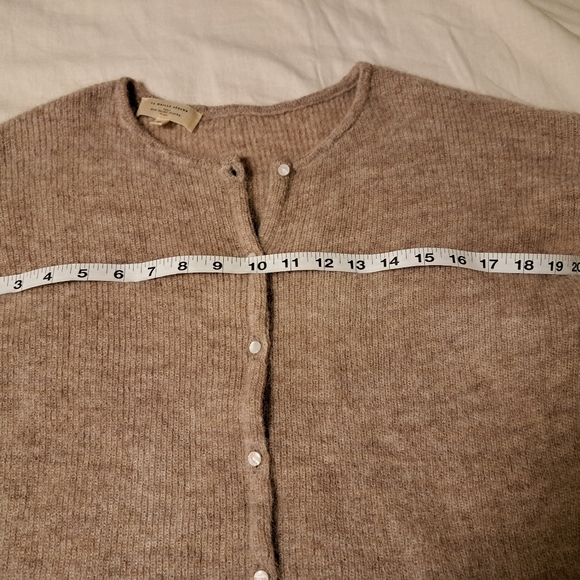 Sezane Gaspard Mohair Oatmeal Crewneck Long Sleeve Button Cardigan XS - Picture 6 of 7
